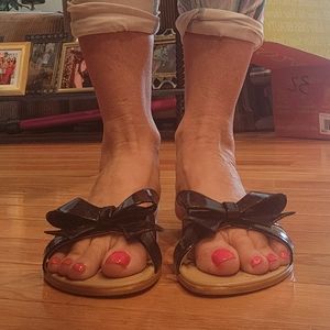 Black Bow Sandals EUC!